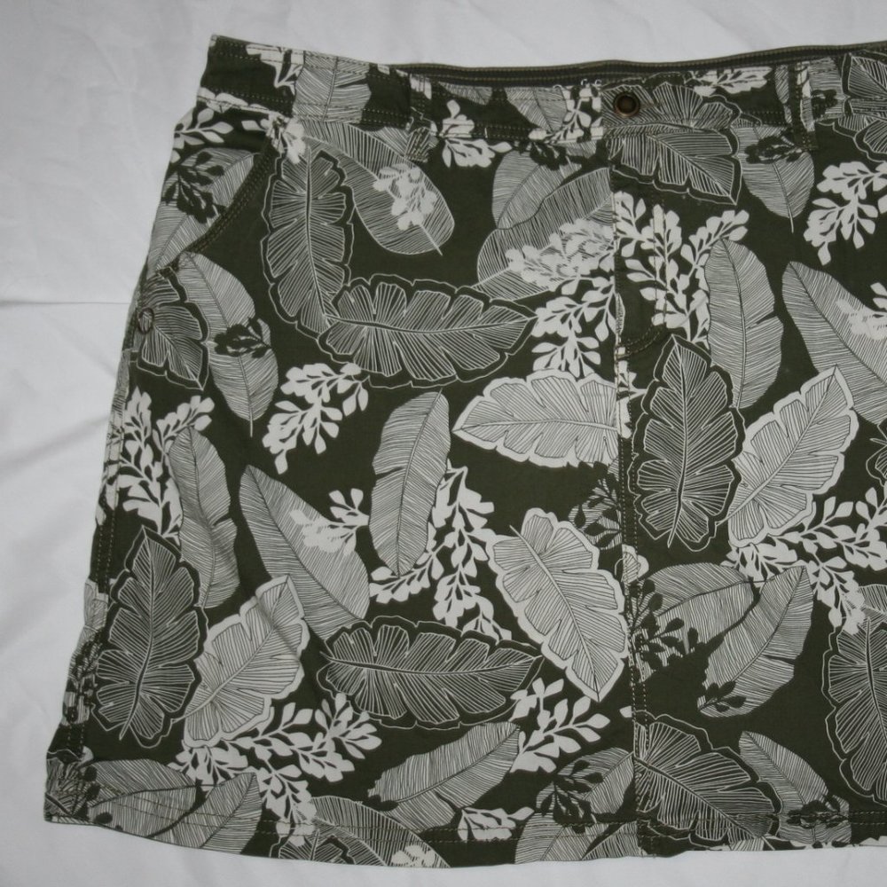 Classic Fit Casual Skort